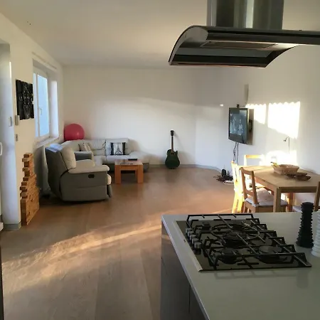 Luxury Bungalow Near Adeli Centre - Piestany 度假居 皮耶什佳尼